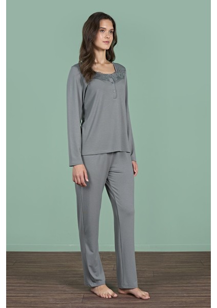 Kadın Yeşil Renk Dantel Detaylı Uzun Kollu Pijama Takımı C6T6N91 modelleri