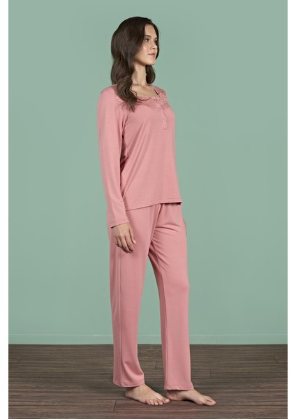 Kadın Pembe Dantel Detaylı Uzun Kollu Pijama Takımı C6T6N91 modelleri