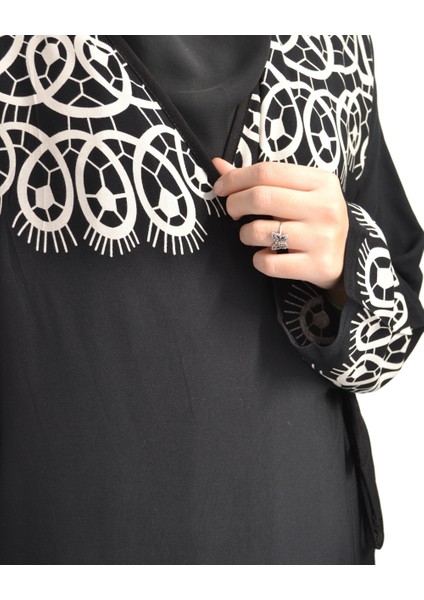 Halkalı Desenli Kruvaze Namaz Elbisesi – Yandan Bağlamalı, Rahat Kesim 36–46 Beden modelleri