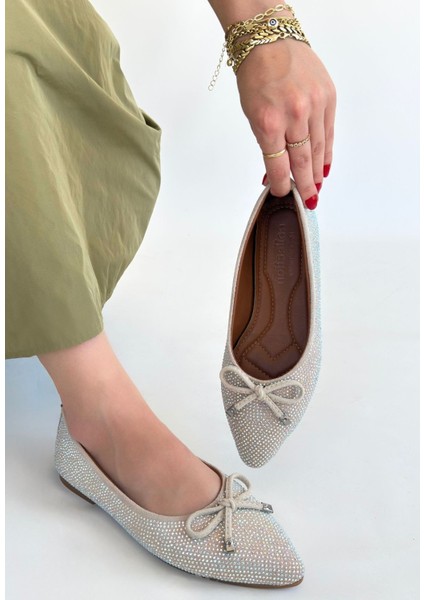 Sarra Bej Saten Işlemeli Babet Ayakkabı - Lisinya