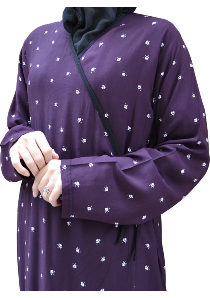 Noktalı Çiçek Desen Kruvaze Namaz Elbisesi – %100 Viskon, Yandan Bağlamalı, Rahat Kalıp 36-46 Beden fiyatları