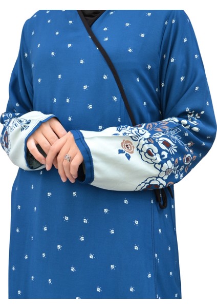 Noktalı Çiçek Desen Kruvaze Namaz Elbisesi – %100 Viskon, Yandan Bağlamalı, Rahat Kalıp 36-46 Beden fırsatları