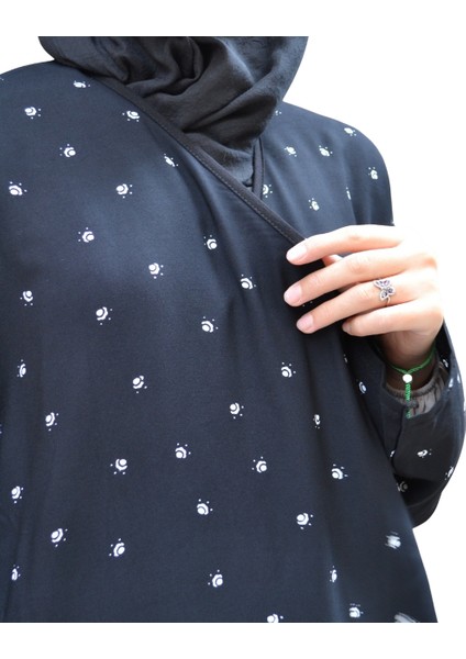 Noktalı Çiçek Desen Kruvaze Namaz Elbisesi – %100 Viskon, Yandan Bağlamalı, Rahat Kalıp 36-46 Beden fırsatları