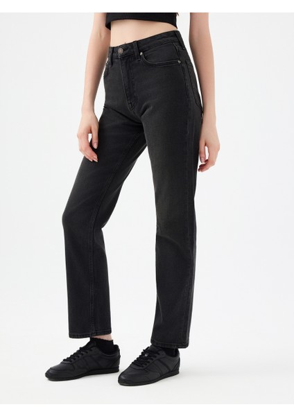 Comfort Straight Comfort Fit Kadın Pantolon