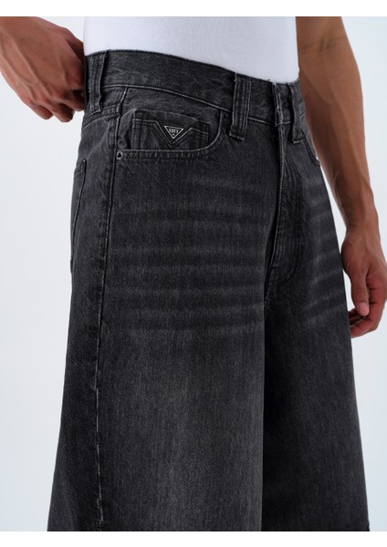 Skater Fit Erkek Şort