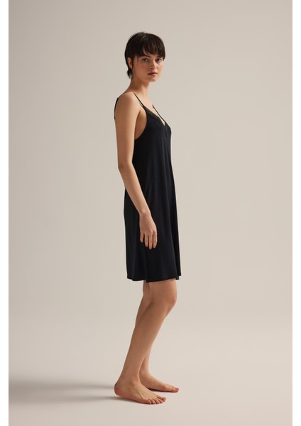 Kadın Viskon Ayarlanır Ip Askılı Dantel Detaylı Gecelik modelleri