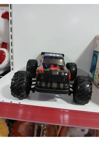 2.4 Ghz 1:16 36 Km Hız Yapan Full Fonksiyon Uzaktan Kumandalı 4x4 Araba modelleri
