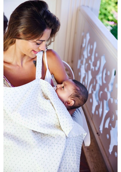 Müslin Emzirme Örtüsü – Rahat ve Pratik Anne Bebek Kullanımı