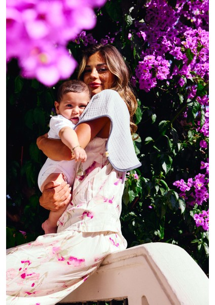 Emici Pamuklu 4’lü Müslin Bebek Omuz ve Ter Bezi Seti