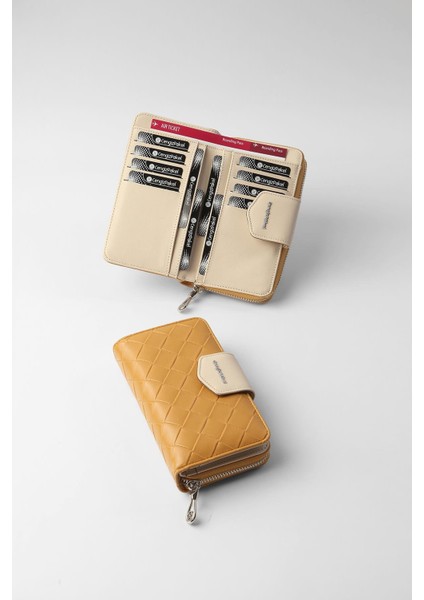 Büyük Boy Desenli Kadın Cüzdan - 65307 - Hardal/bej