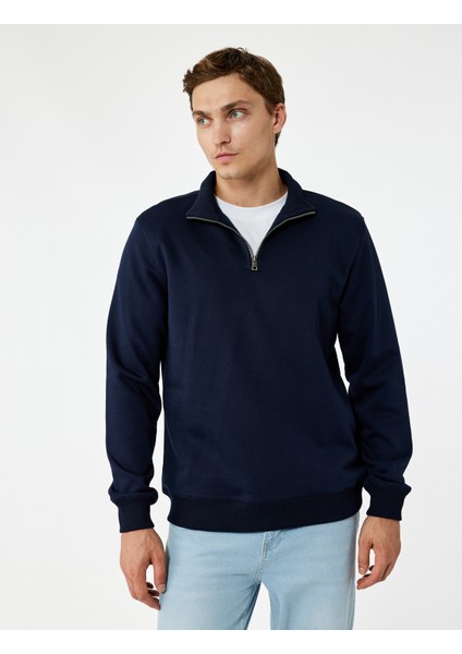 Uzun Kollu Şardonlu Basic Yarım Fermuarlı Sweatshirt