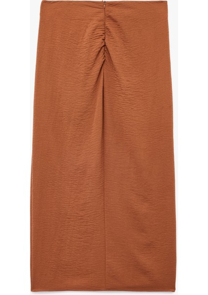 Aerobin Kumaş Drape Detaylı Taşlı Yırtmaçlı Midi Etek fiyatları