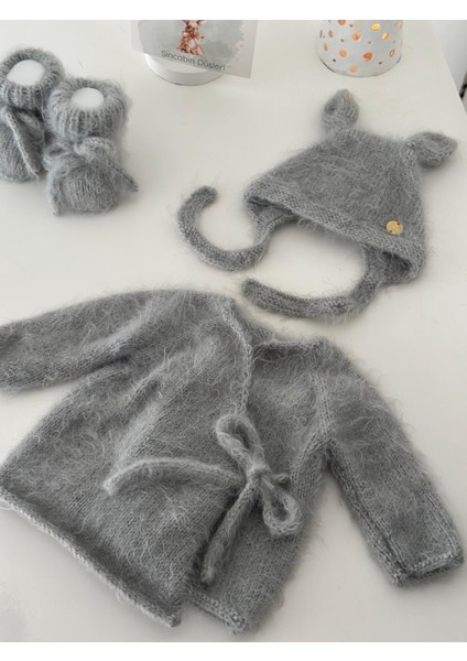 Hoşgeldin Bebek Yenidoğan Hediye Kutusu Sepeti Kıyafet Takımı El Örgüsü Triko Tulum Patik Şapka fiyatları