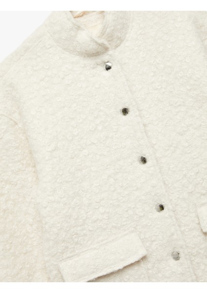 Dik Yaka Uzun Kollu Kapaklı Cepli Bürümcük Ceket modelleri