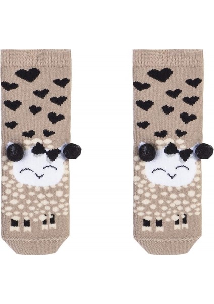 Bebek Sevimli Kuzucuk Desenli Soket Çorap Bej