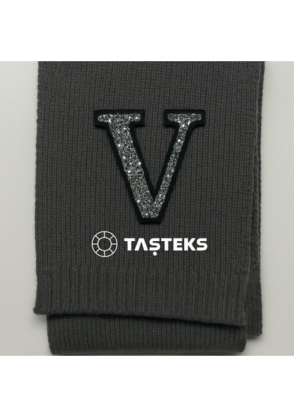 Taşlı Ütülenebilen Veya Sticker Olarak Kullanılabilen 6cm V Harfi modelleri