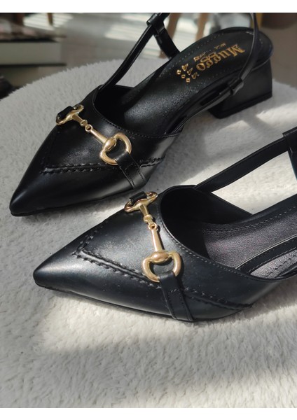 Elvia Sivri Burun Arkası Açık Metal Aksesuarlı Kadın Kısa Topuklu Ayakkabı fiyatları