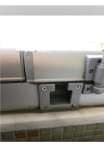 Cam Balkon Teker Çıkış Plastik Aparat Yedek Parça 2 adet indirimleri