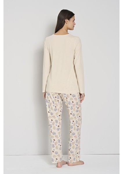 Kadın Bej Renk Uzun Kollu Çiçek Desenli Düğmeli Yaka Pijama Takımı C7T1N91 modelleri