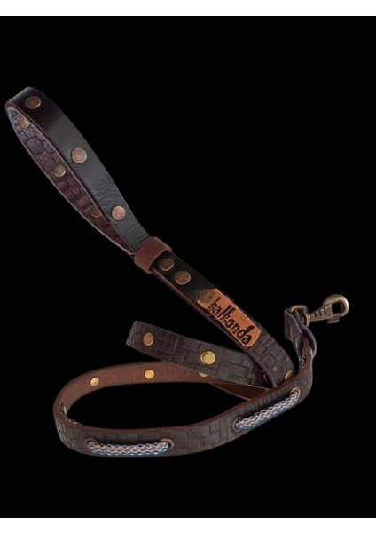 Köpek gezdirme tasması kahverengi deri kalın kancalı antik metal zımbalı kayış:125cm kalınlık: 4mm genişlik:2,5cm Dog Leash B1-9 indirimleri