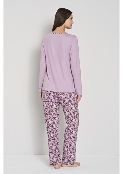Kadın Büyük Beden Lila Çiçek Desenli Düğmeli Yaka Uzun Kollu Pijama Takımı C0T1N91 modelleri