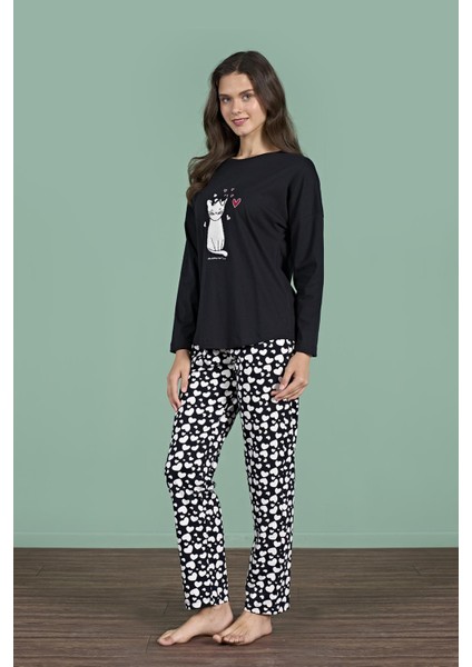 Kadın Siyah Kedi Baskılı Uzun Kollu Yuvarlak Yaka Pijama Takımı C7T2N91 modelleri