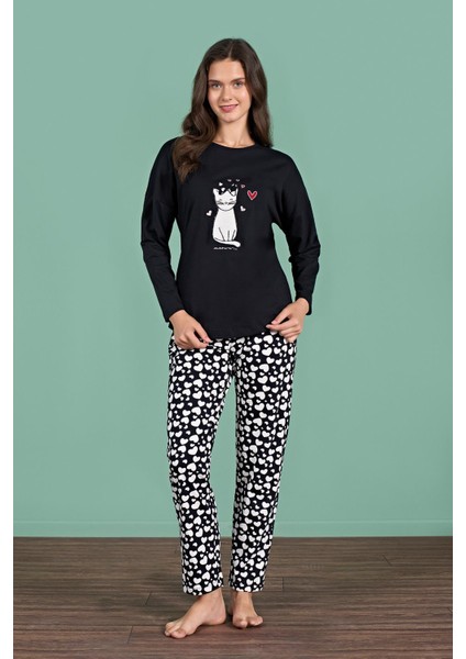 Kadın Siyah Kedi Baskılı Uzun Kollu Yuvarlak Yaka Pijama Takımı C7T2N91 fırsatları