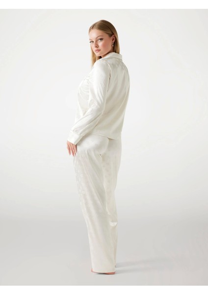 Sylvie Kadın Krem Pijama Seti O5BX05W4732-F0YI modelleri