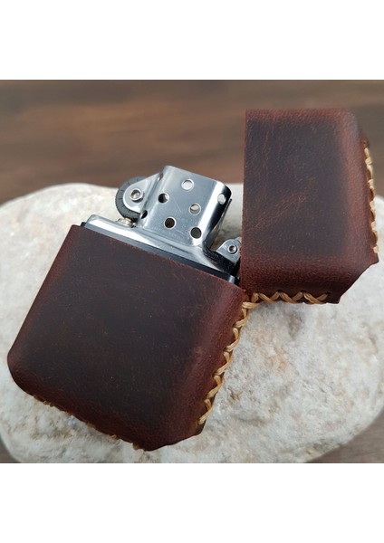 Mat Kahverengi Deri Kılıflı Benzinli Çakmak