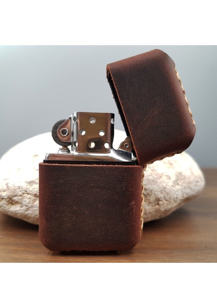 Mat Kahverengi Deri Kılıflı Benzinli Çakmak fiyatları