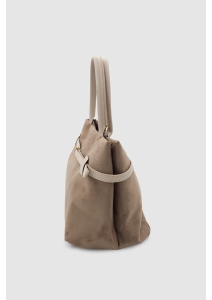 Ivela Süet Kumaş Kemer Detaylı Çapraz Askılı El ve Kol Çantası Vizon fırsatları