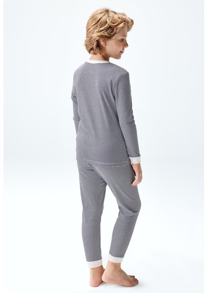 Erkek Çocuk Pijama Takımı Lacivert Renk fiyatları