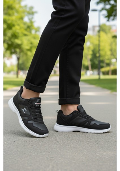 Siyah-Beyaz Esnek Hafif Erkek Spor Ayakkabı Xstep 020-CILT M