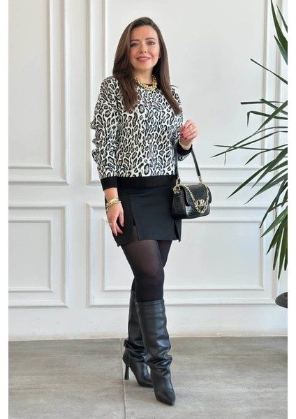 Çelik Kumaş Ön Arka Etek Görünümlü Likralı Şort Etek