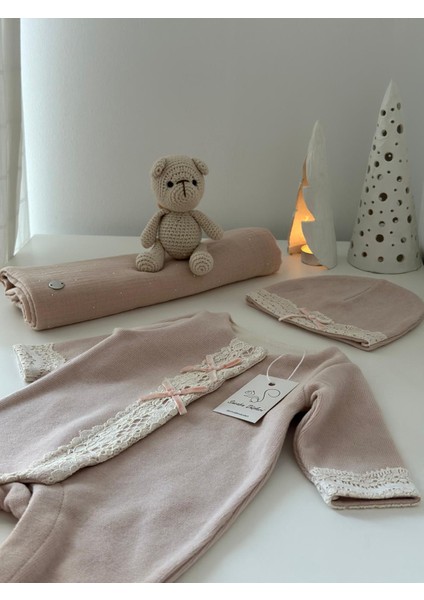 Hoşgeldin Bebek Yenidoğan Hediye Kıyafet Takımı Seti Takımı Triko Battaniye Kadife Set Oyuncak modelleri