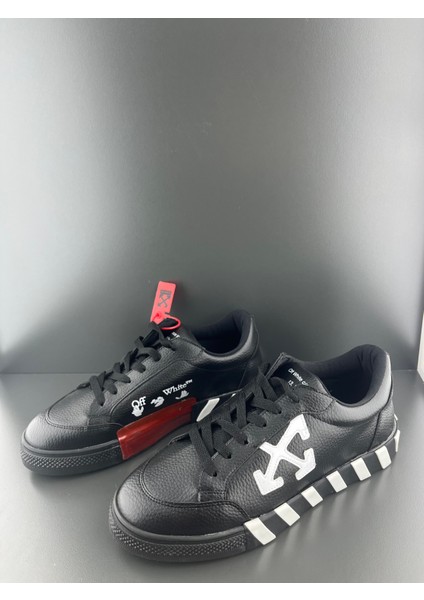 Off-White Günlük Erkek Ayakkabı fırsatları