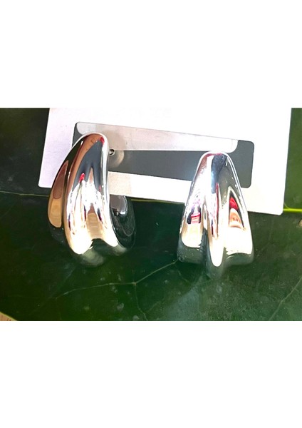 Gümüş Renk Lüks Gösterişli Figürlü Üçlü Küpe fiyatları