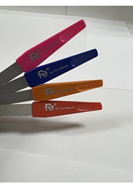 Orta Boy Mavi Tırnak Törpüsü Çift Yüzeyli Safir Kaplama 1 Adet Manikür İçin