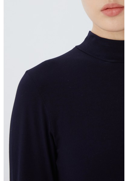 Balıkçı Yaka Uzun Kol Kadın Body T-Shirt 2047