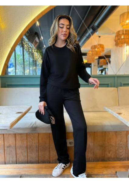 Kadın Uzun Kollu Bisiklet Yaka Viskon Iki Iplik Bluz ve Pantolon Ikili Takım