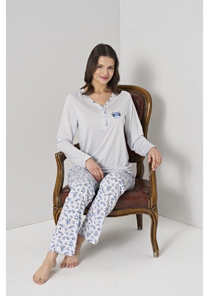 Kadın Mavi Renk Çiçek Desenli Düğmeli Yaka Uzun Kollu Pijama Takımı C6T0N91 fırsatları