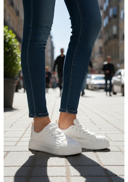 Beyaz Kadın Spor Ayakkabı Grov 410 G