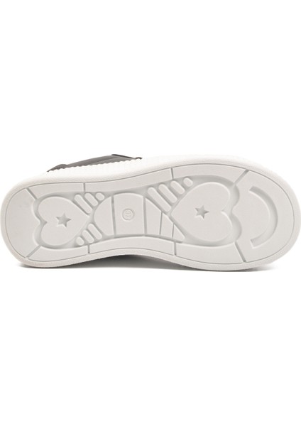 Siyah-Beyaz Kadın Spor Ayakkabı Grov 410 G indirimleri