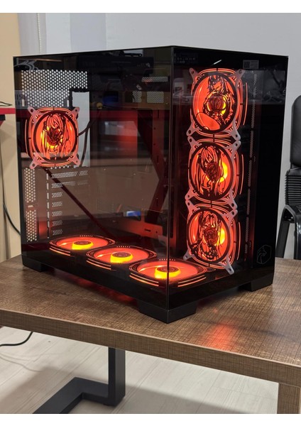 Gametech Anime Karakterli 7 Rgb Fanlı Akvaryum Kasa Siyah