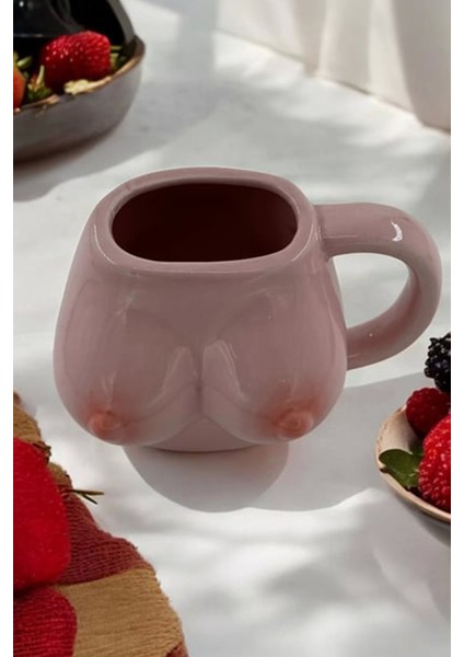 Özel Tasarım Göğüs Şeklinde Kupa Bardak Hediyelik