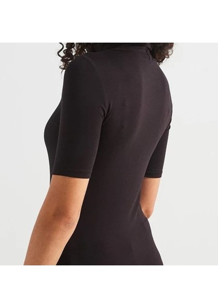 Kadın Siyah Kısa Kollu Body Yarım Boğaz fırsatları