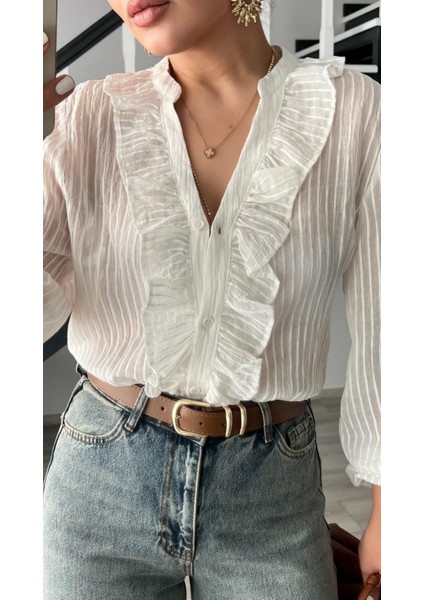Beyaz Transparan Kendinden Dokulu Fırfırlı Gömlek fiyatları
