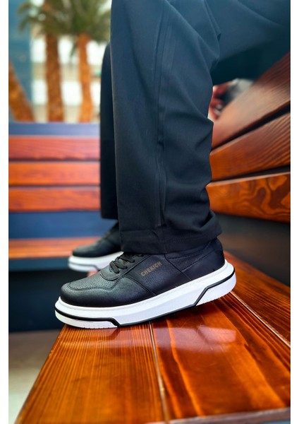 Signature Premium Bağcıklı Erkek Sneaker Siyah Beyaz fırsatları