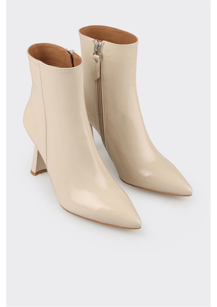 Bej Deri Kadın Topuklu Bot fiyatları