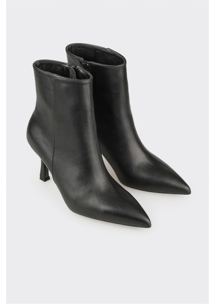 Siyah Deri Kadın Klasik Bot fiyatları